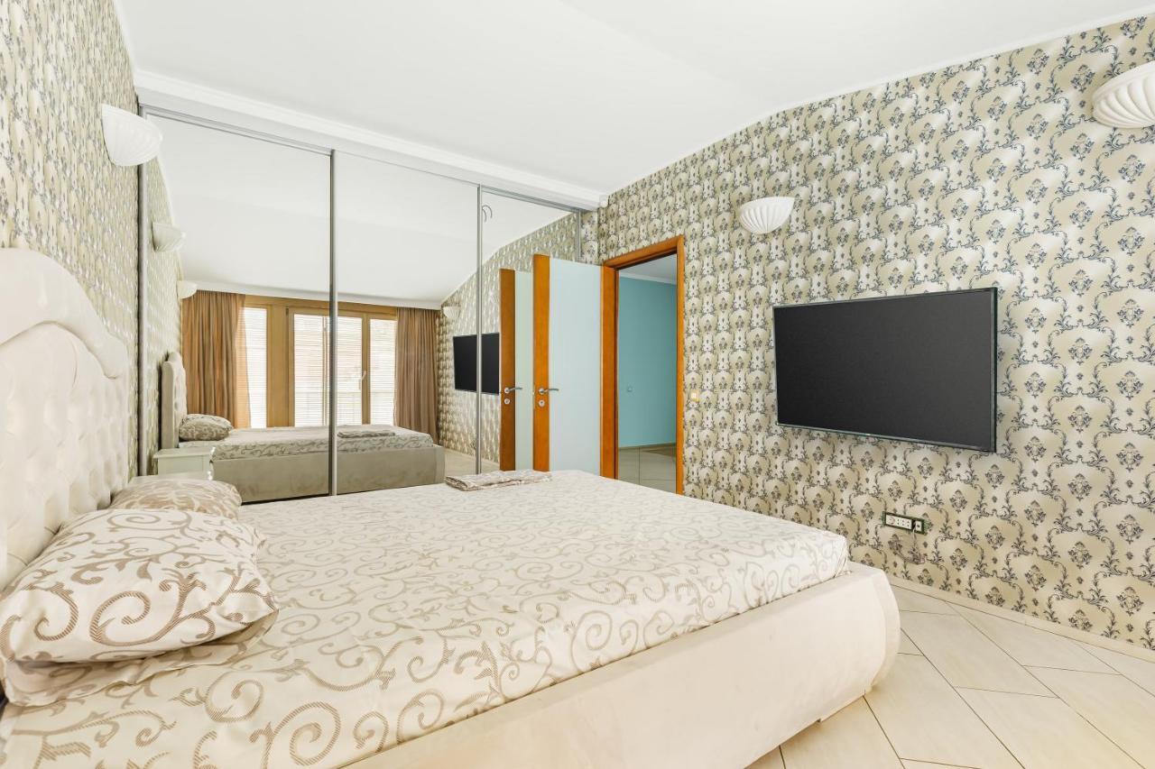 Deribasivska Cozy 4-Room Apartment Odesa Exterior foto